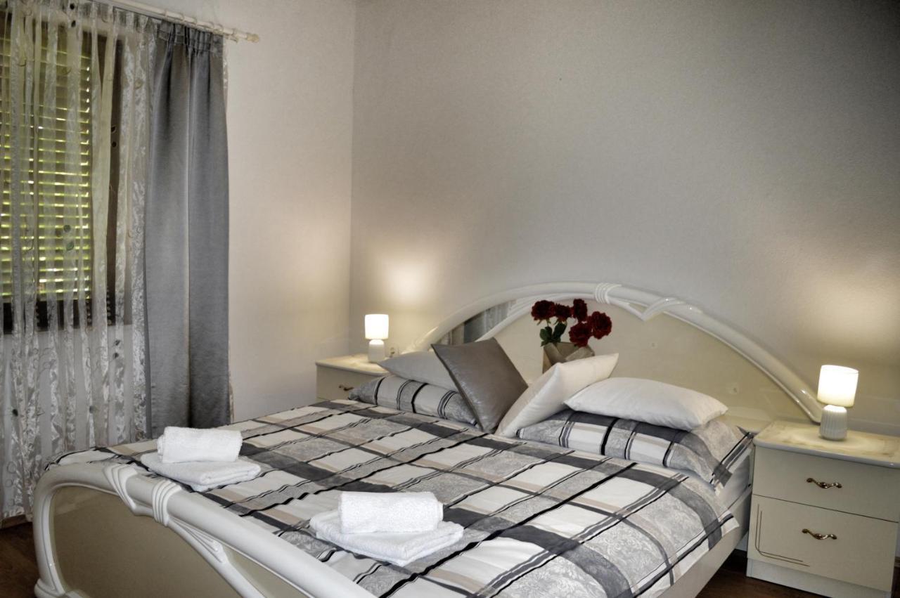 Apartment Nikolic Kastela Luaran gambar